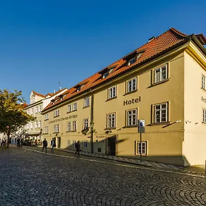 Otel Archibald At The Charles Bridge, Prag